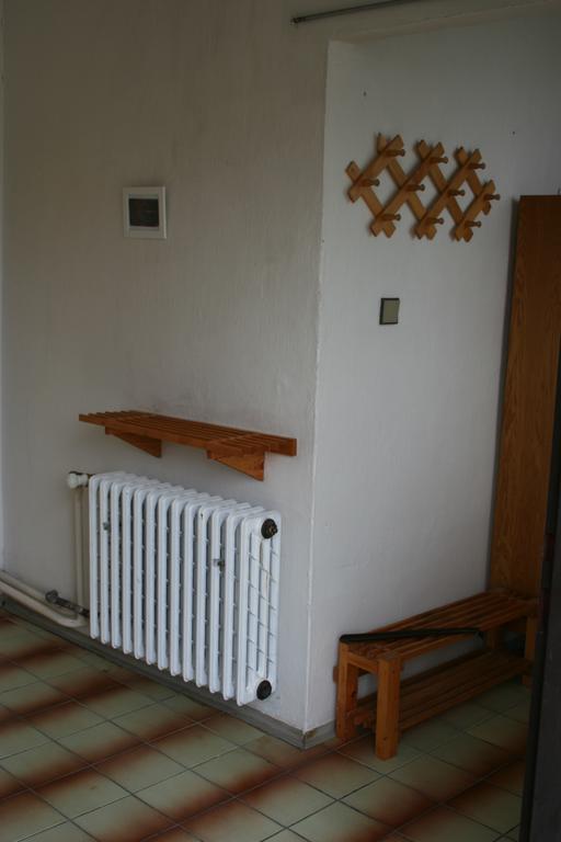 Vejminek U Drahusky Mcely Apartment Exterior photo